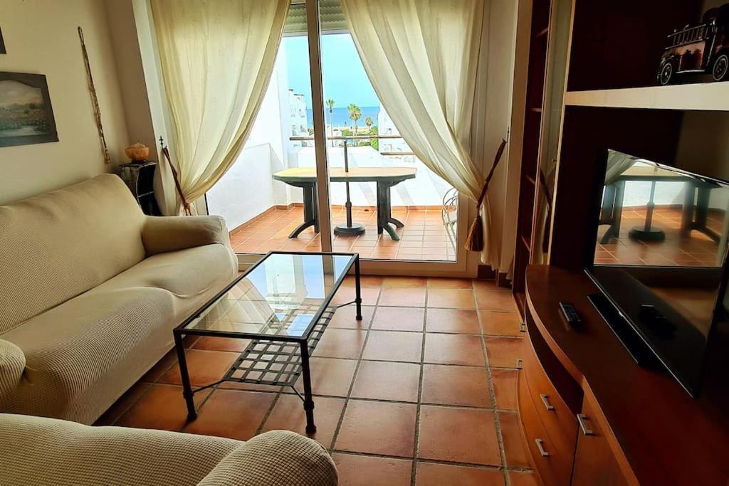 Atico Duplex Con Vistas Al Mar En Захара-де-лос-Атунес Экстерьер фото